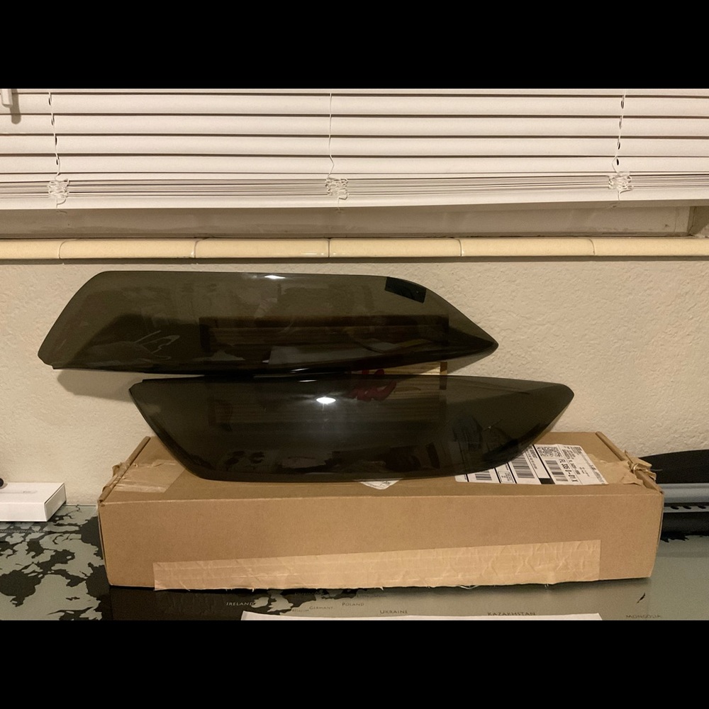 FORD MUSTANG HEADLIGHT COVERS (SMOKED)